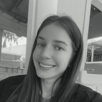 Babysitter in Pertuis: Naïs