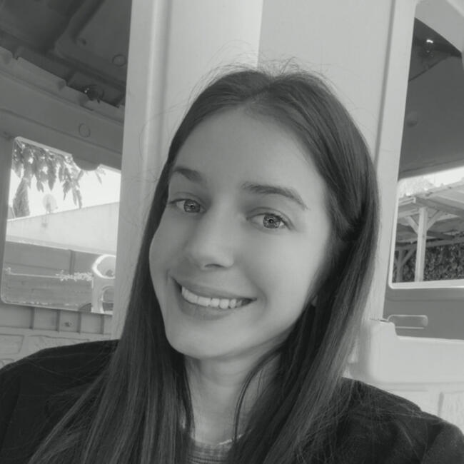 Babysitter in Pertuis: Naïs