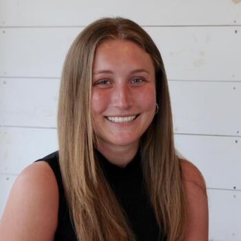 Babysitter in Suffield: Tess