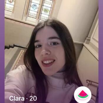 Babysitter in Charleroi: Clara