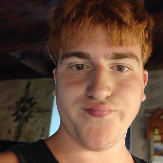 Babysitter in Genoa: Davide