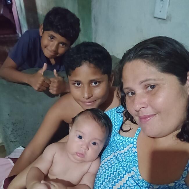 Babysitter in Monte Mor: Tatiane