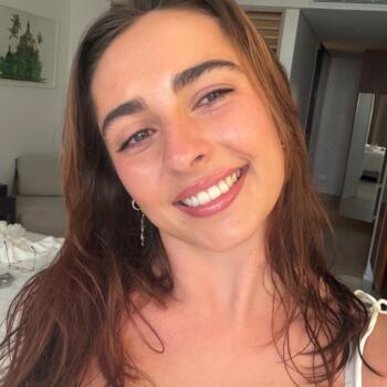 Baby-sitter in Montréal: Poppy