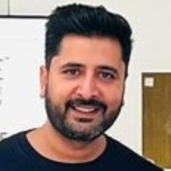 Babysitting job in Gurugram: babysitting job Shiv