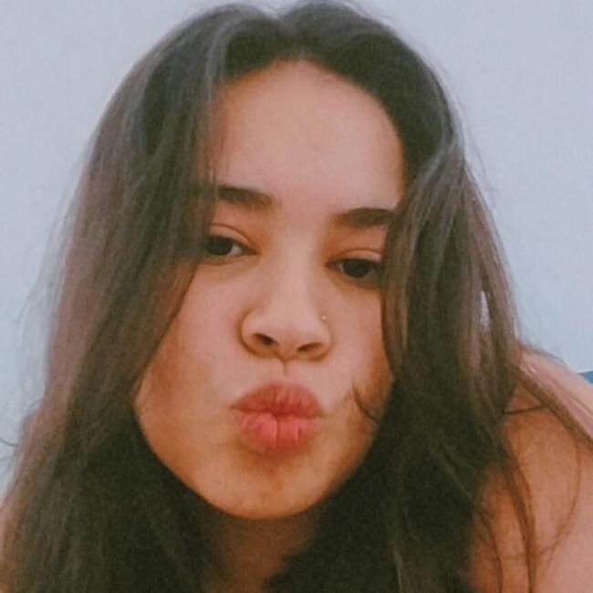 Babysitter in Lauro de Freitas: Anna Luíza