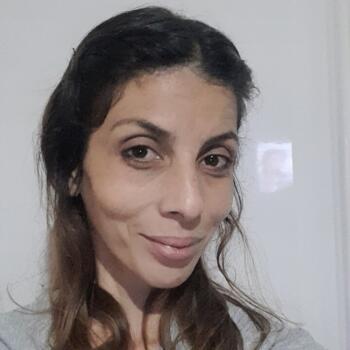 Niñera en Almirante Brown: Estefania