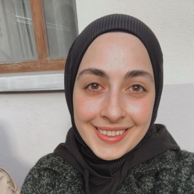 İstanbul bölgesinde bebek bakıcısı: Necla