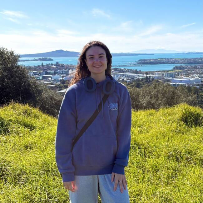 Babysitter in Christchurch: Holly