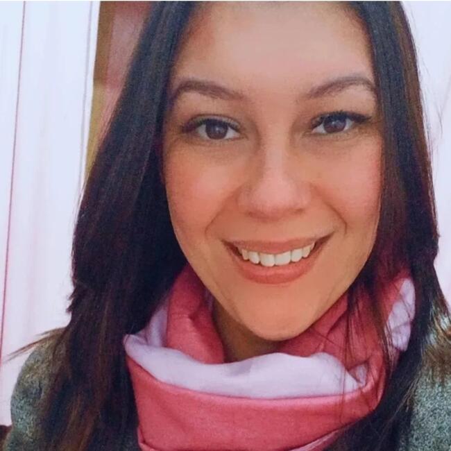 Babysitter in Porto Alegre: Camila Alves 