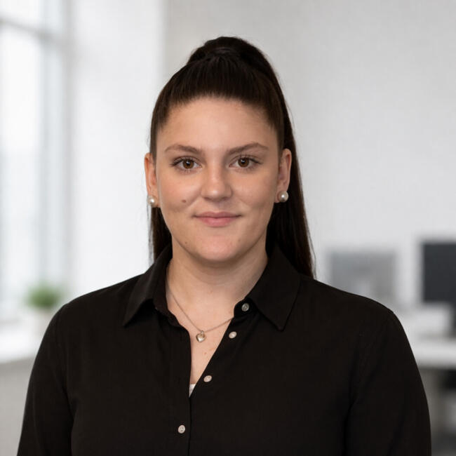 Babysitter in Avoine: Cecilia