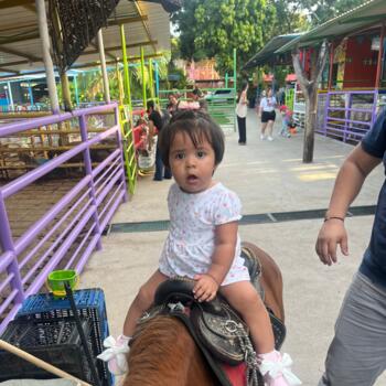Trabajo para niñera en Neiva: trabajo de niñera Melany