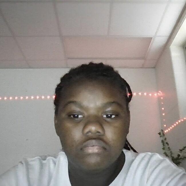 Babysitter in Kenosha: Kamiyah