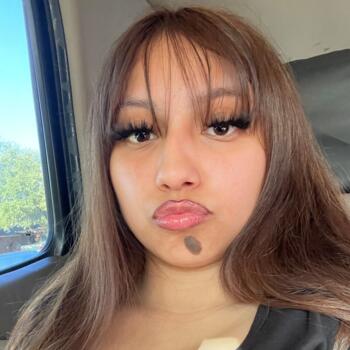 Babysitter in Houston: Alee