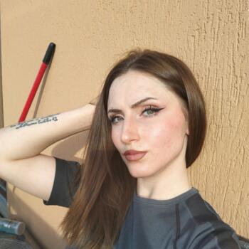 Babysitting job in Cremona: babysitting job Clotilde