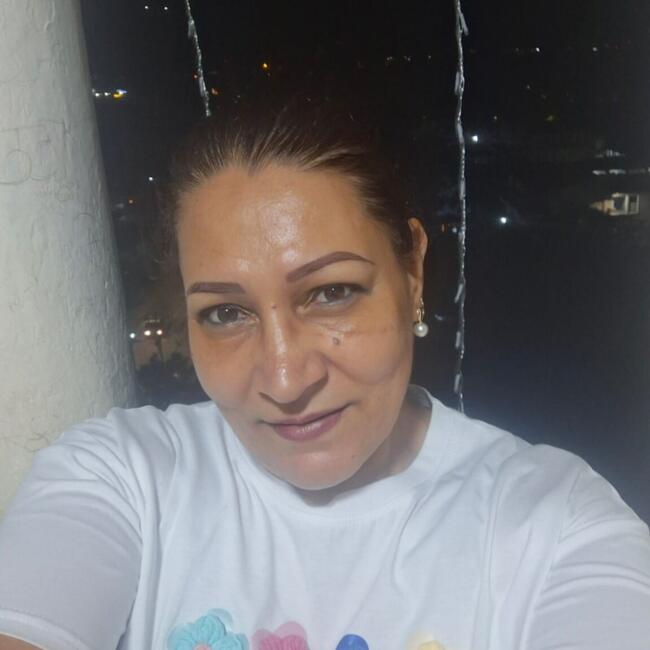 Babysitter in Panama City: Claudia