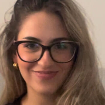 Babysitter in Churriana de la Vega: Adela