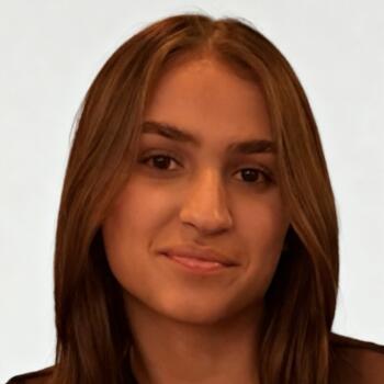 Babysitter in Menton: Lois