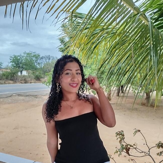 Babysitter in Jequié: Evelyn