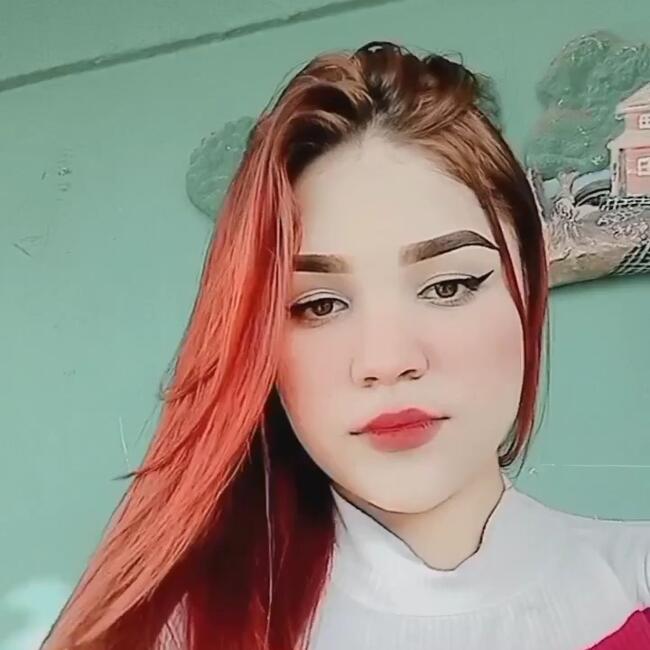 Babysitter in Madrigueras: Nicole