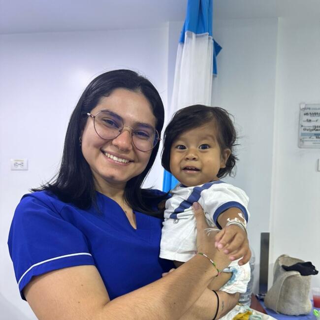 Baby-sitter in Toronto: Maria