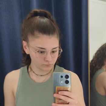 Babysitter in Fournes-en-Weppes: Alice