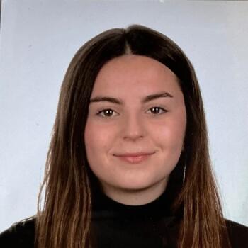 Nanny in El Álamo: Lola