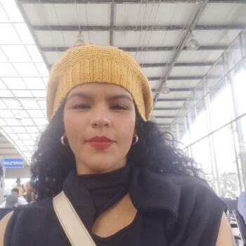 Babysitter in Manta: Melanie