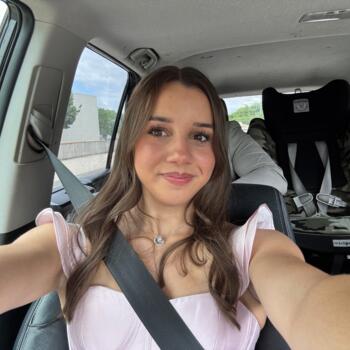 Babysitter Winnipeg: Avikka