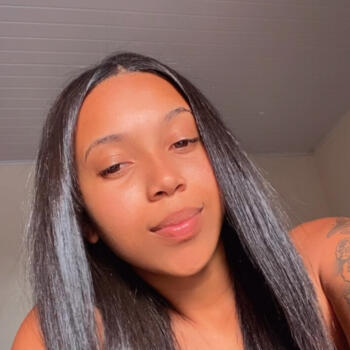 Babá Feira de Santana: Maiara