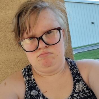 Babysitter in Baytown: Chealynn