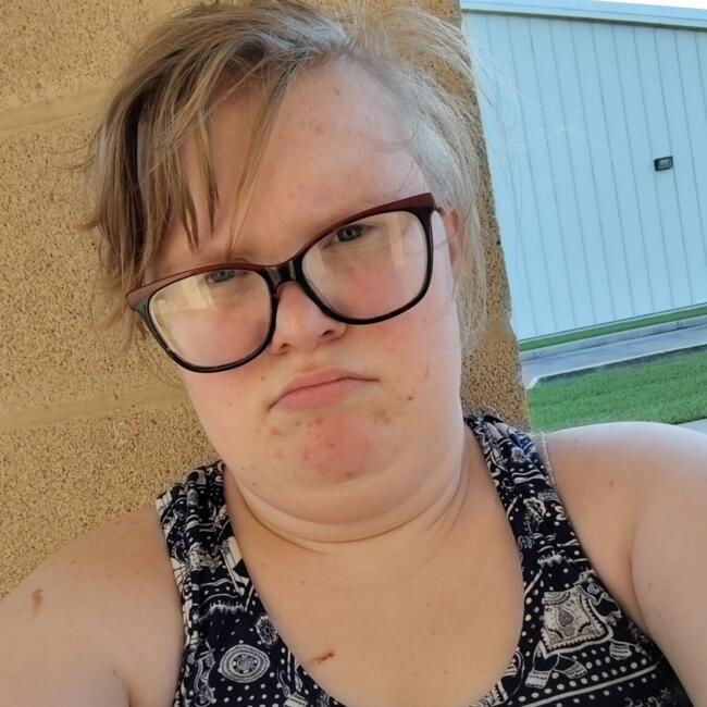 Babysitter in Baytown: Chealynn