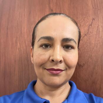 Niñera Irapuato: Adriana