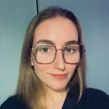 Babysitter in Colomiers: Enora