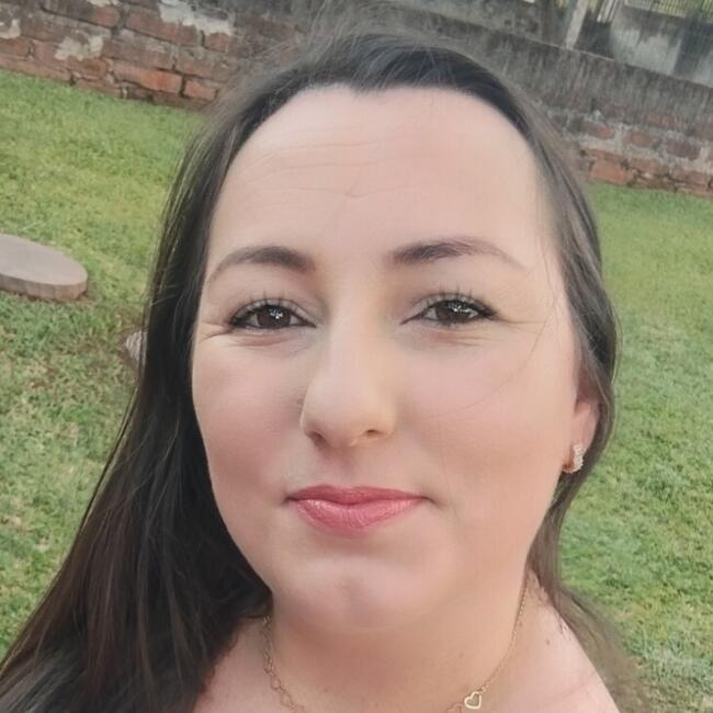 Babysitter in Dois Irmãos (Rio Grande do Sul): Patrícia