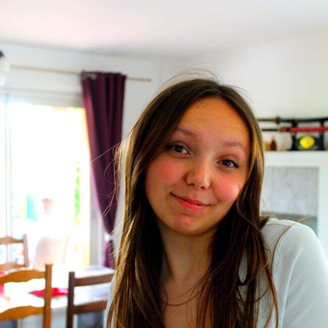 Babysitter in Espeluche: Victoria