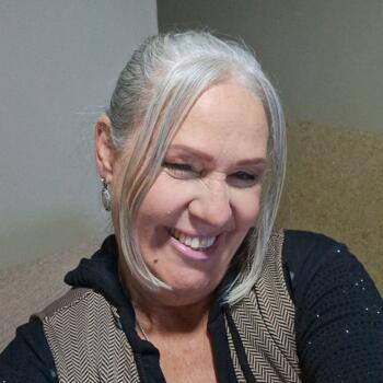 Babysitter in Araruama: Evanilza