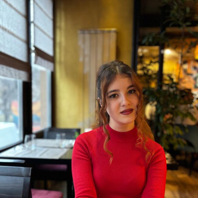 Bonă în București: Denisa