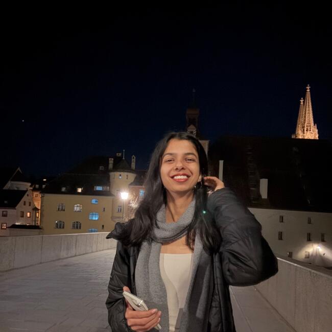 Babysitter in Erding: Aveena