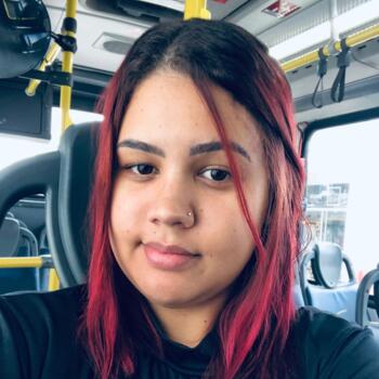 Babysitter in Cabo Frio: Luciana azeredo