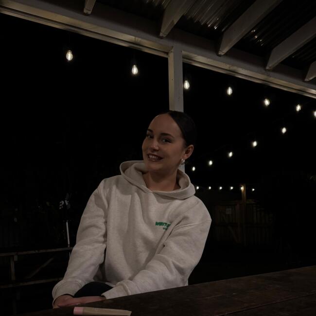 Babysitter in Hawera: Sharna