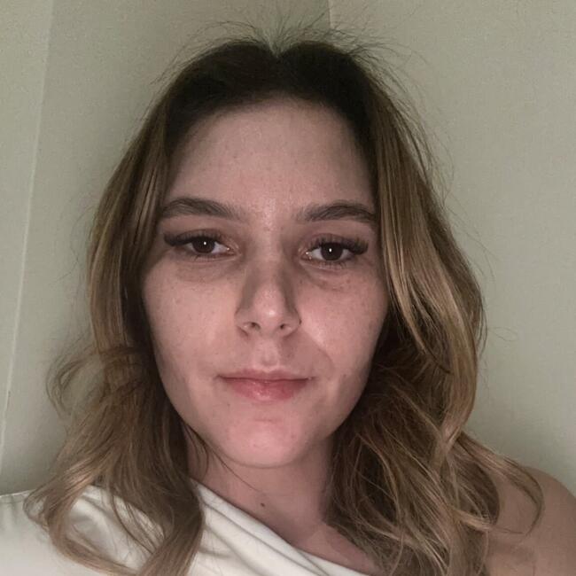 Trabalho de babysitting em Guimarães: Claudia