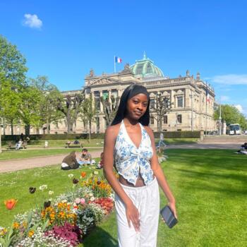Babysitter Strasbourg: Nahomy