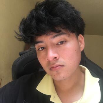 Babysitter in Miraflores District: Franklin Julian