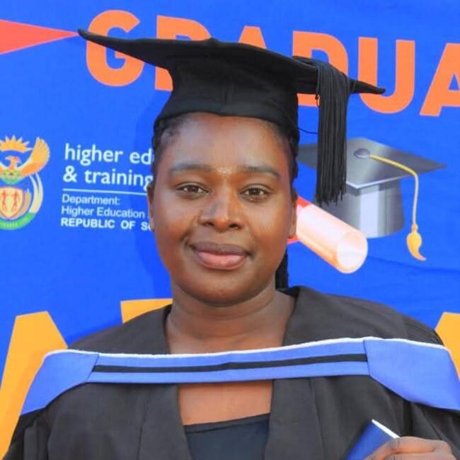 Babysitter in Kempton Park: Theresa