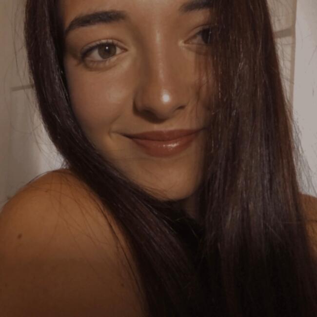 Canguro en Paiporta: Adriana