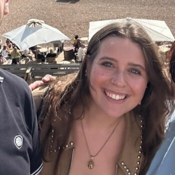 Babysitter in Brighton: Federica