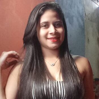 Babysitter in Marechal Deodoro: Rayane