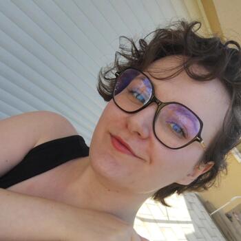 Babysitter in Évreux: Andréa