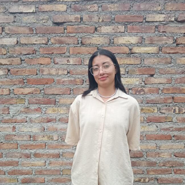 Babysitter in Puente de Hierro: Agustina