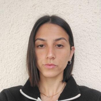 Babysitter Paphos: Evgenia